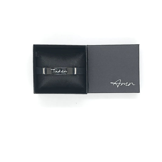 A stainless steel bangle bracelet Men’s gift box Amman Jordan | صندوق هدايا للرجال في عمّان – الأردن