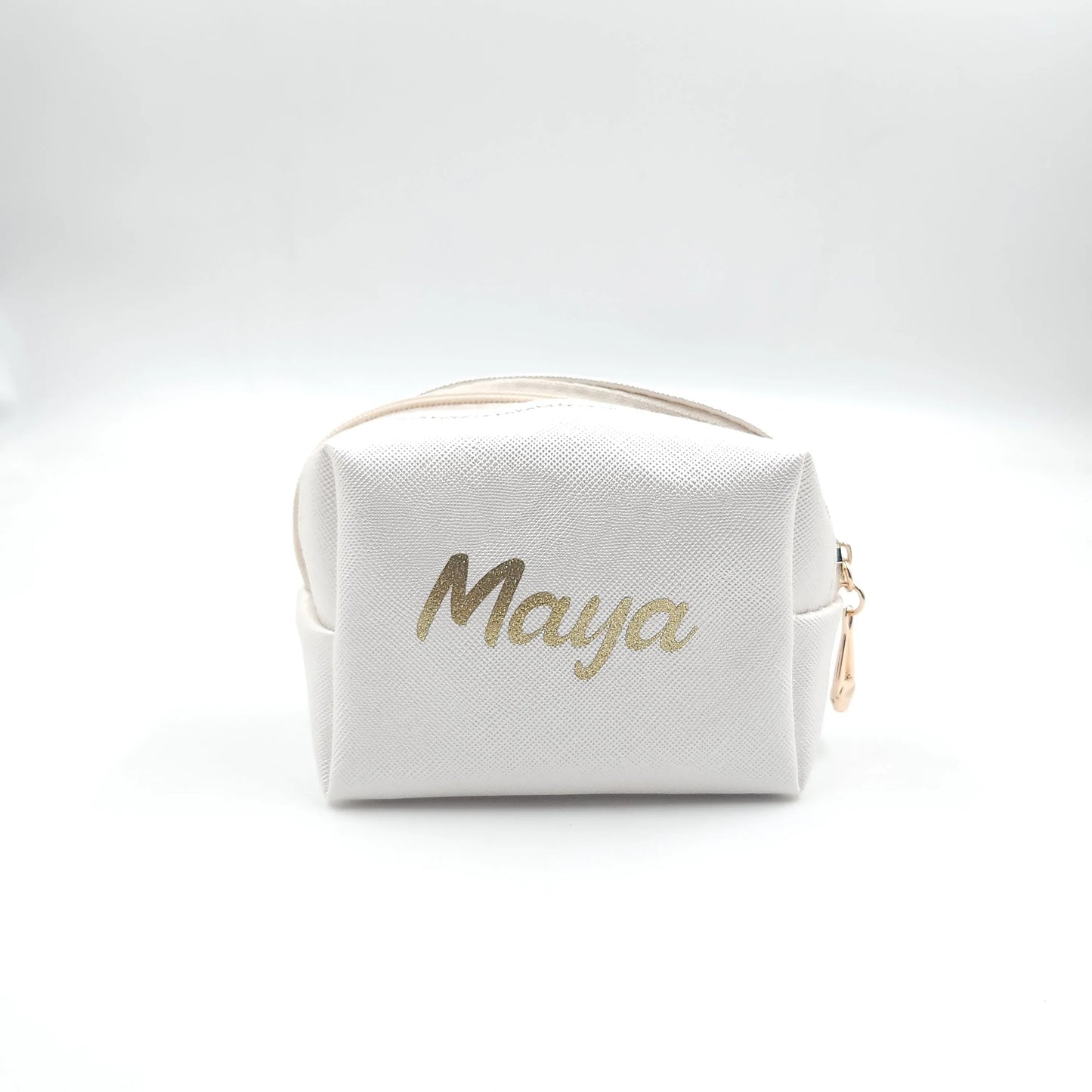 White pouch هدايا للنساء في عمّان – الأردن