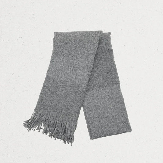 Petals & Cake Gift Box - The Gifts Maker Amman, Jordan