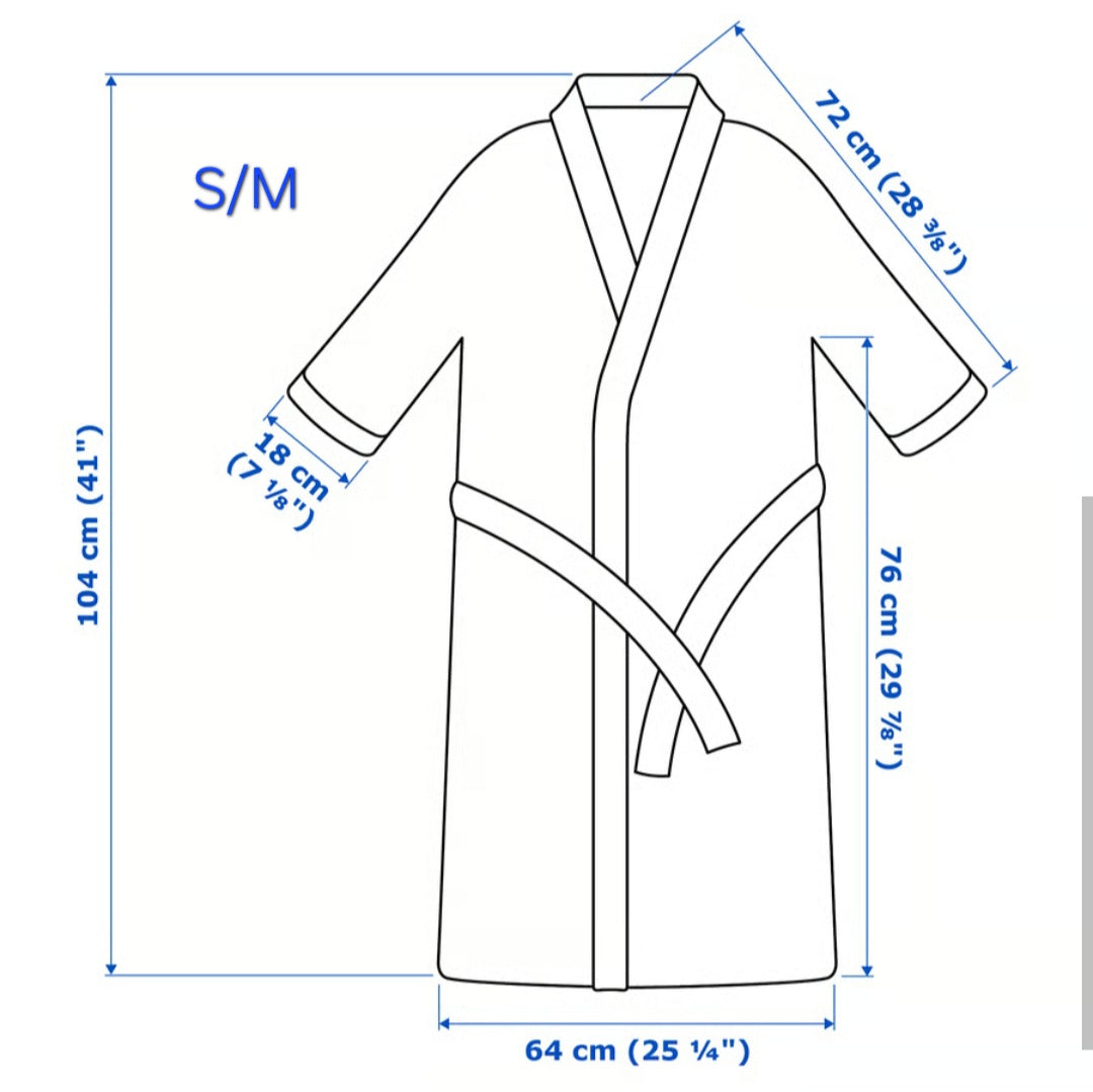 Measurement chart of a robe with dimensions labeled in centimeters and inches.