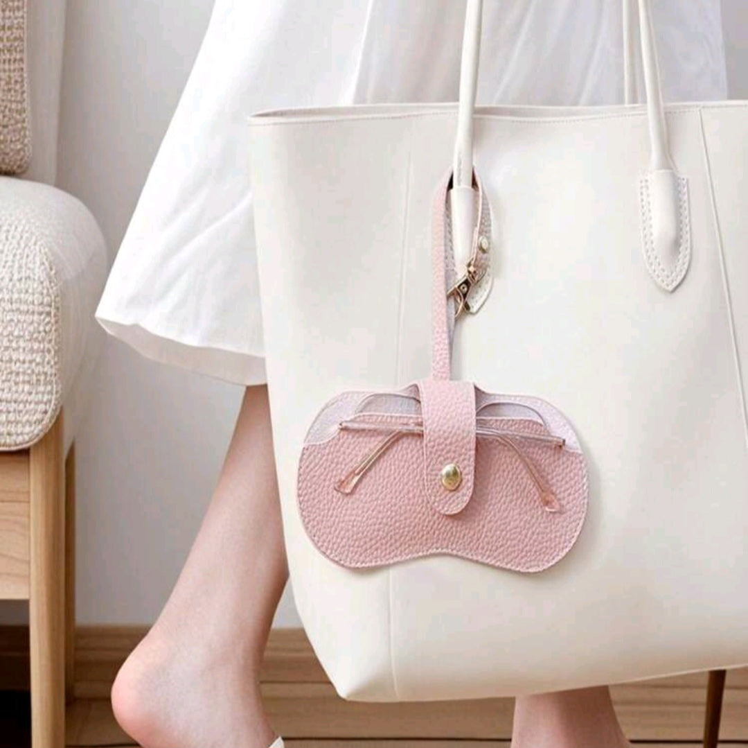 Eyewear Holder