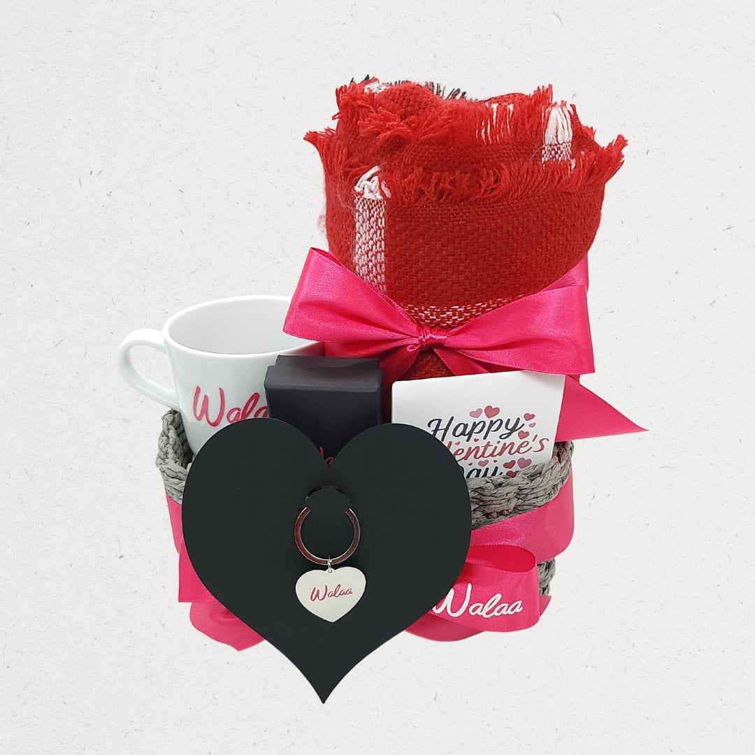 سلة القلب الدافئ | هدية دافئة مخصصة – عمّان، الأردن