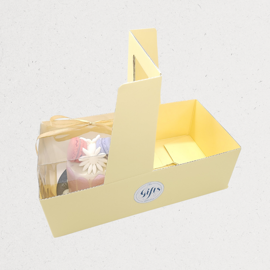 صندوق هدايا مخصص لأعياد الميلاد في عمّان – الأردن